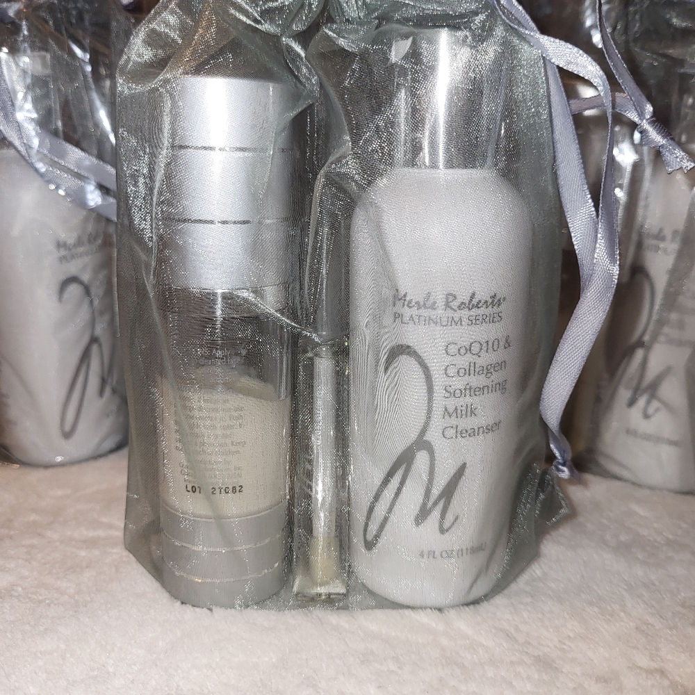 MERLE ROBERTS PLATINUM SERIES VITAMIN A 3 PIECE KIT